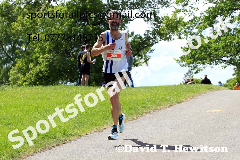 The 2022 Raby Caste 10k Road Race, County Durham. Photo: David T. Hewitson/Sports for All Pics